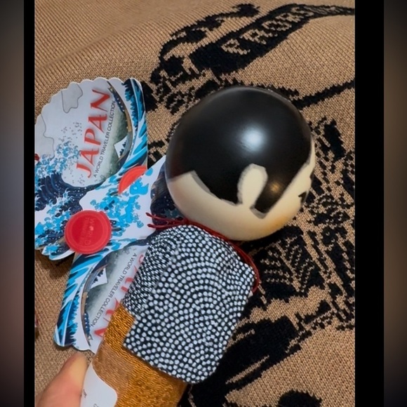 - Kyugetsu Japanese wood Dolls - Picture 6 of 7